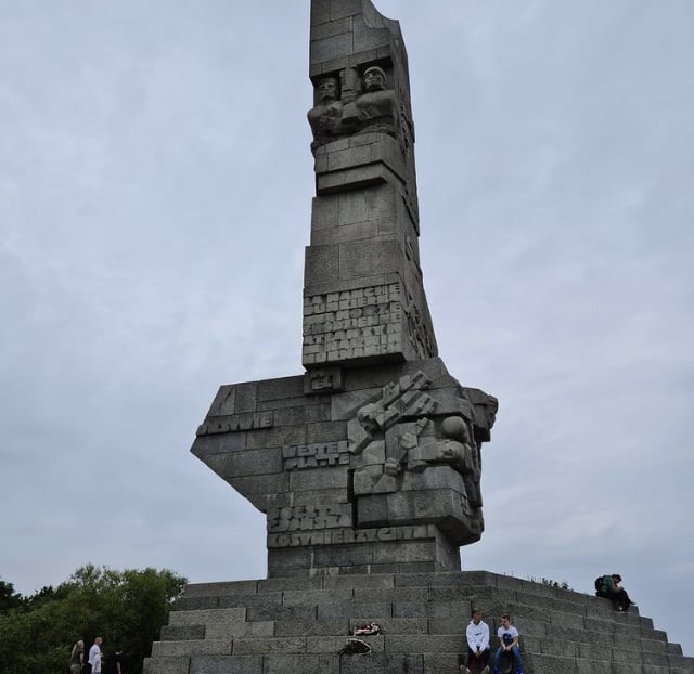 Westerplatte Statue