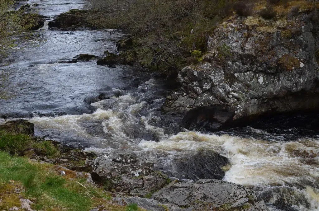 Falls of Shin